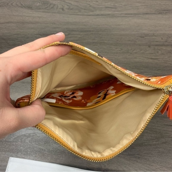 Rachel Pally Orange Zahara Floral Reversible Fold Over Clutch - Picture 6 of 6